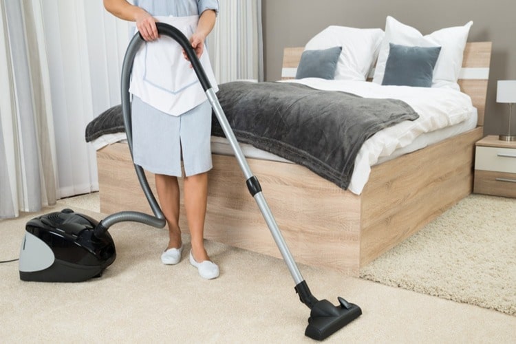 جاروبرقی هتلی چیست و چه ویژگی‌هایی دارد؟