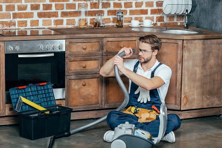 چرا جاروبرقی روشن نمیشود؟ 6 شلنگ مسدود، عامل عدم مکش